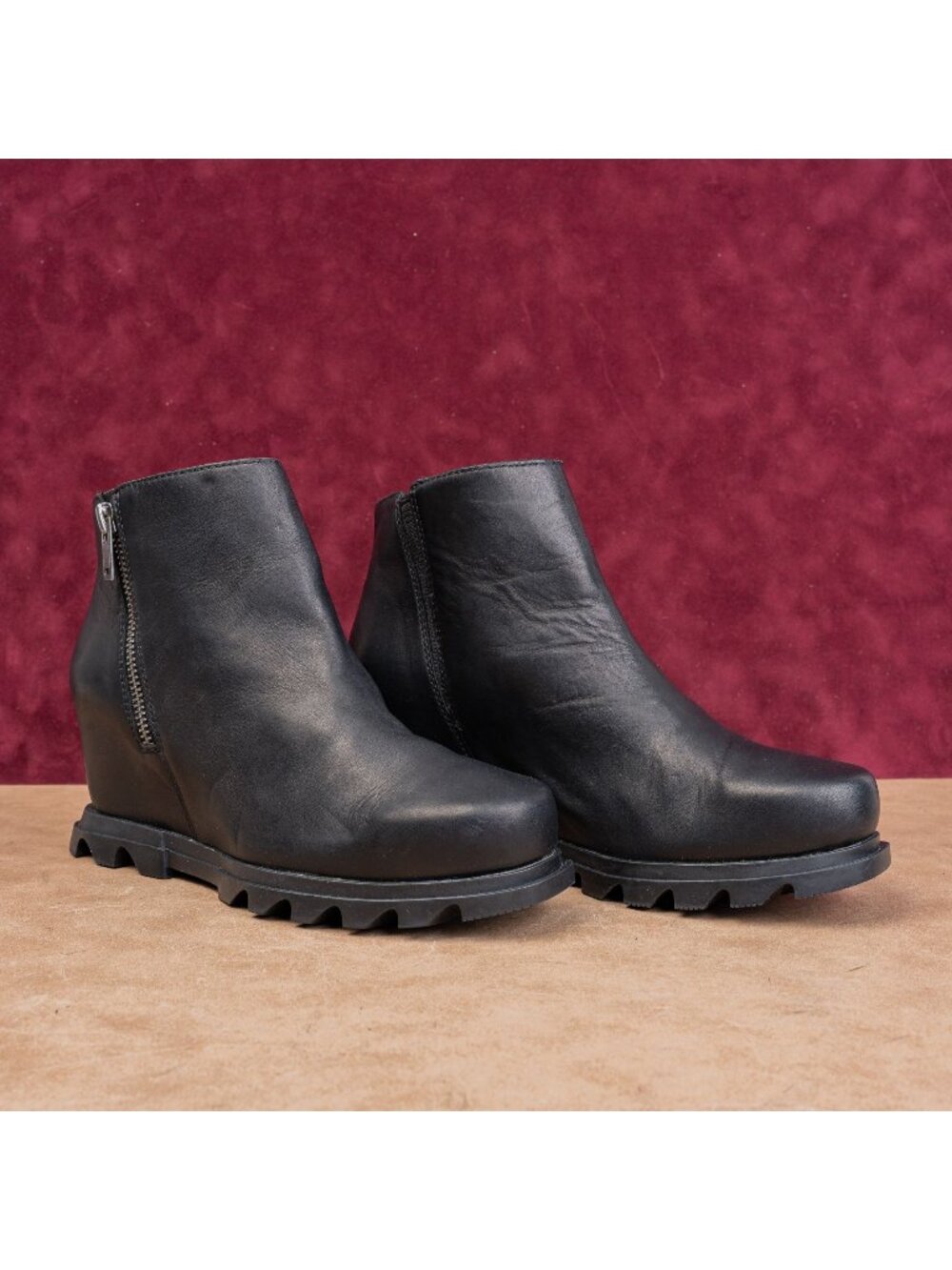 Sorel Women Joan Of Artic Wedge II Waterproof Black leather Zip Ankle Boots sz 9